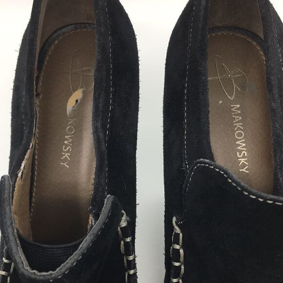 B MAKOWSKY Heeled Black Suede Loafers Sz 11 **slightly flawed** - Picture 5 of 16